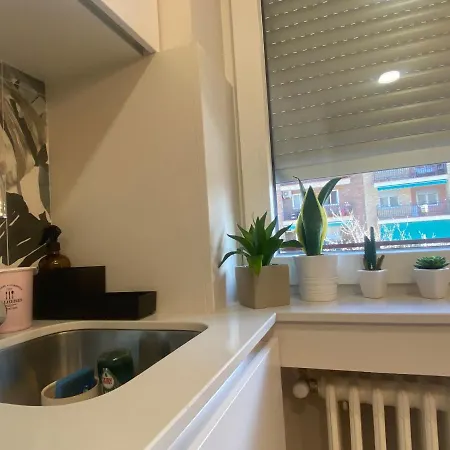 Sweet Apartment *
